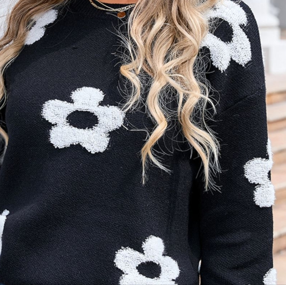 Daisy Raised Retro Contrasting Flower Pullover Long Sleeve Knit Sweater Shirt - Picture 5 of 8